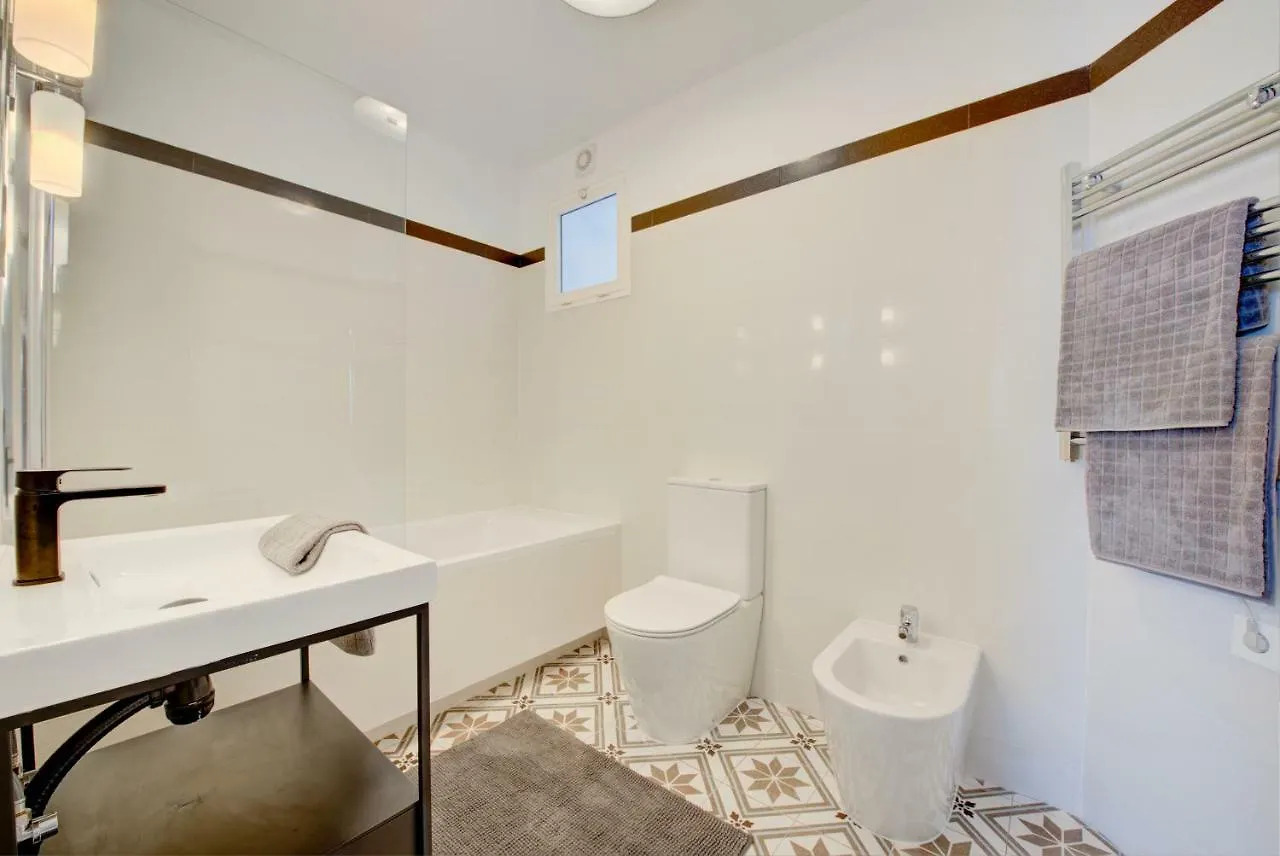 Modern, Bright And Welcoming Oceanfront Apartment Puerto de Santiago  Puerto de Santiago (Tenerife)