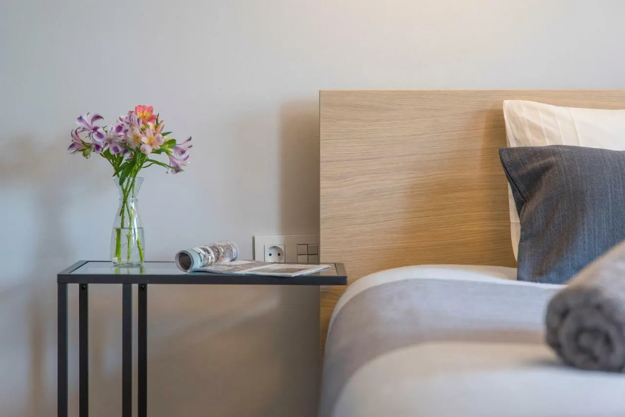 Modern, Bright And Welcoming Oceanfront Apartment Puerto de Santiago